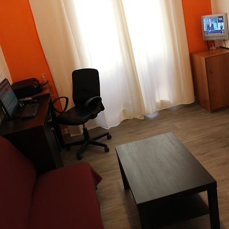 ברצלונה Pension Arosa מראה חיצוני תמונה